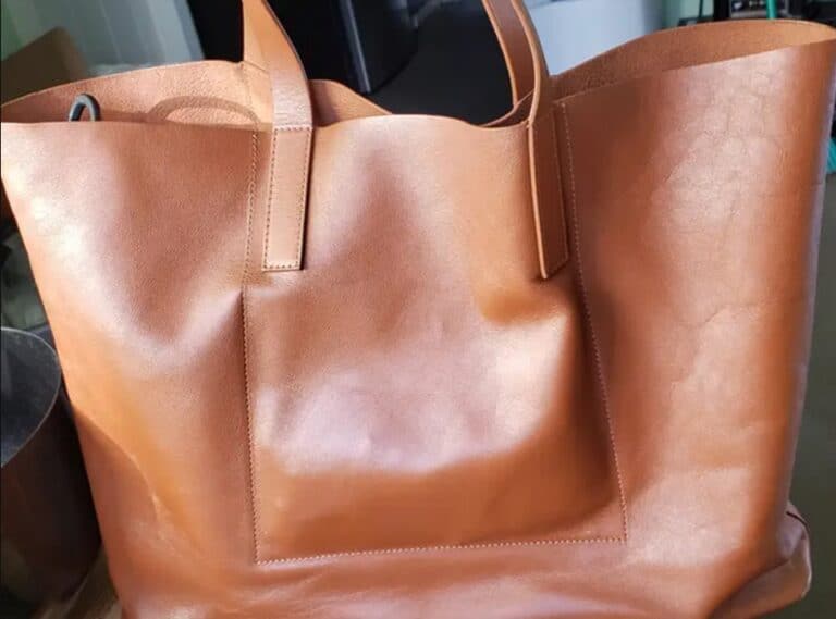 Is Everlane Day Market Tote Discontinued?
